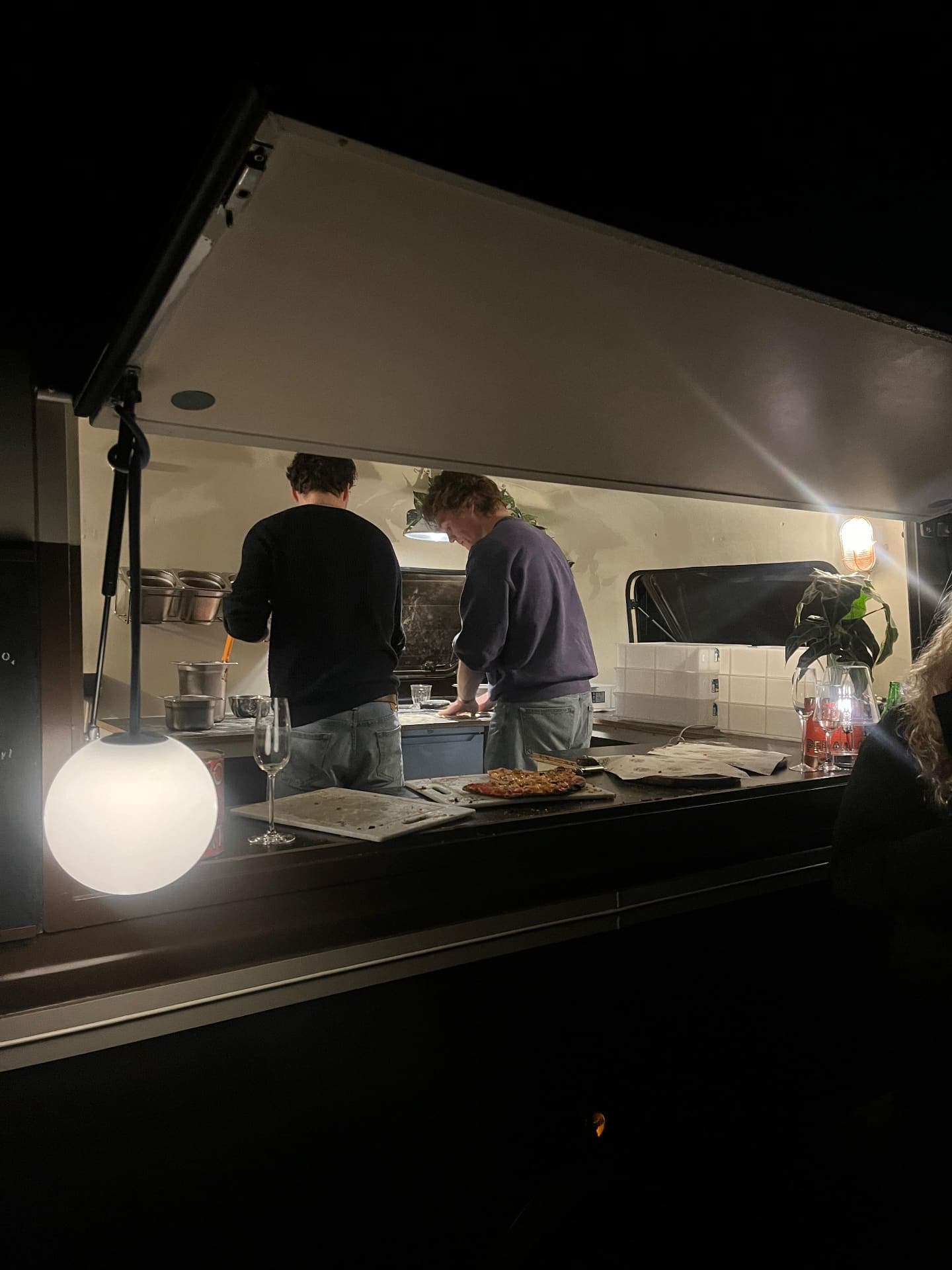 Rolling Pizza pizza foodtruck voor Bedrijfsfeest